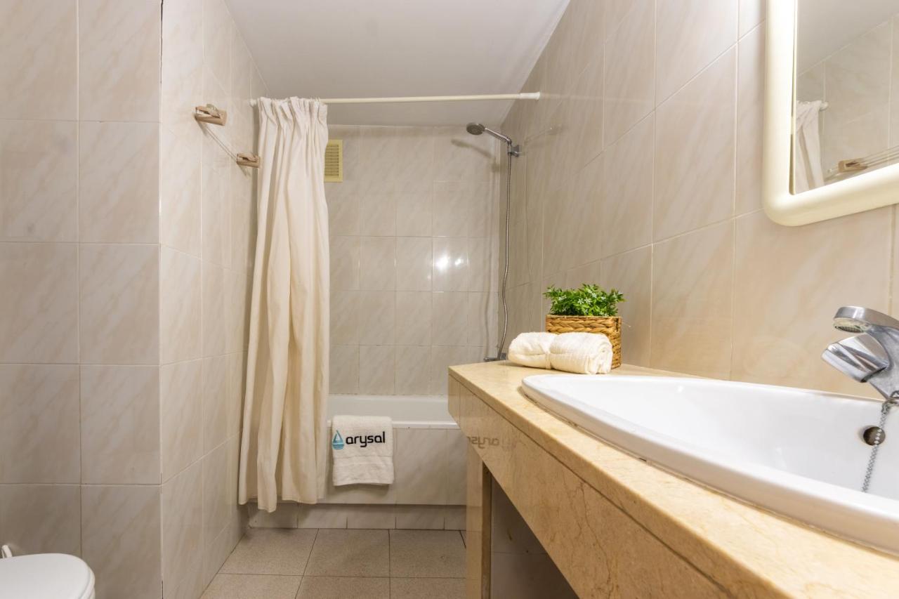 Apartamentos Varadero Arysal Salou Buitenkant foto