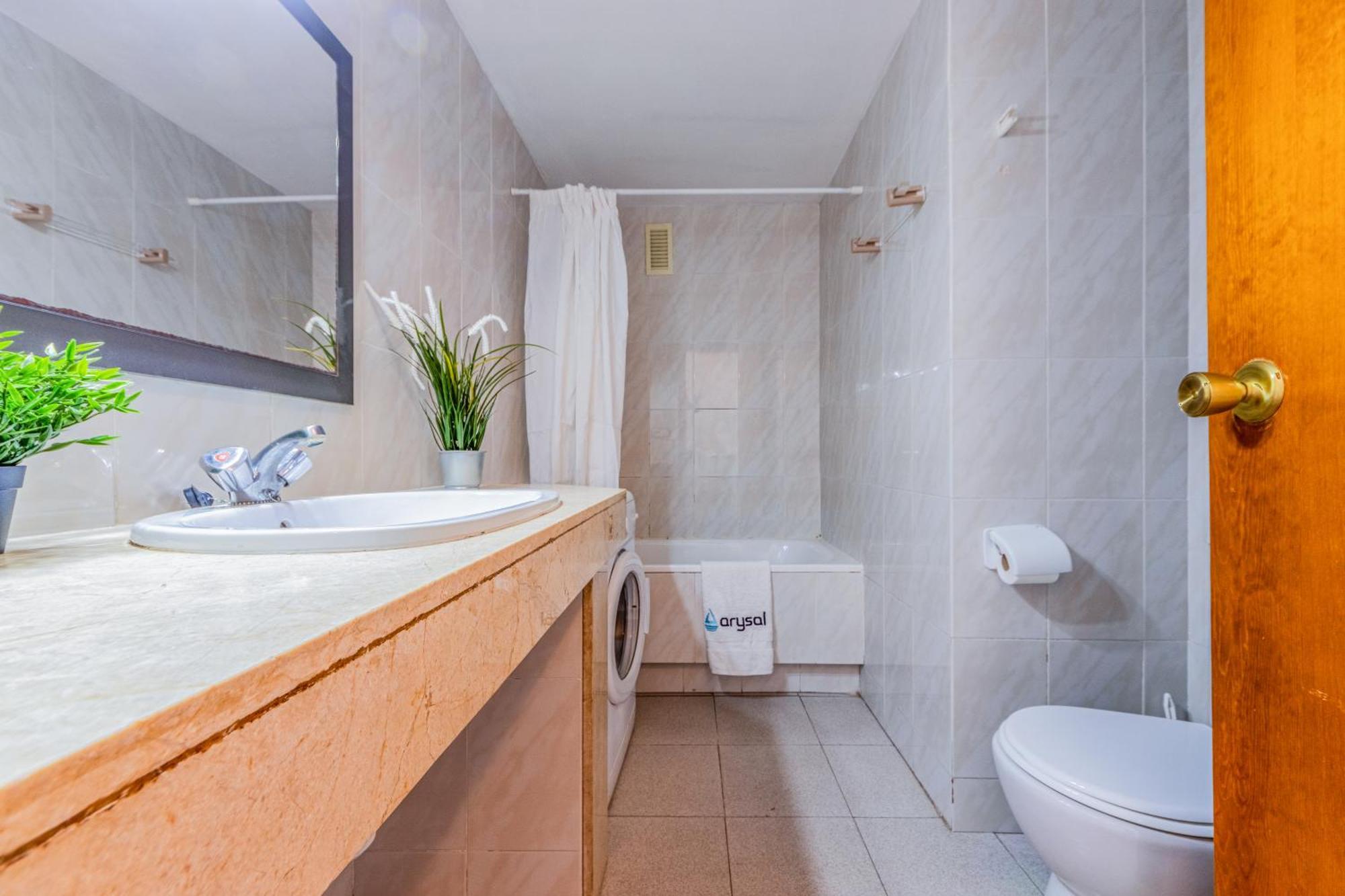 Apartamentos Varadero Arysal Salou Buitenkant foto